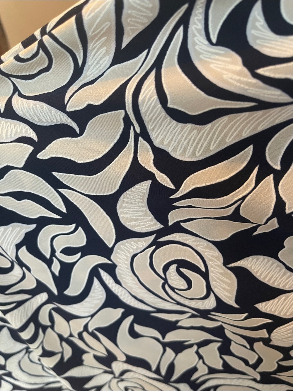Glamour Sleeveless Navy, Gray and White Floral Maxi Dress Size 10P - Picture 4 of 7